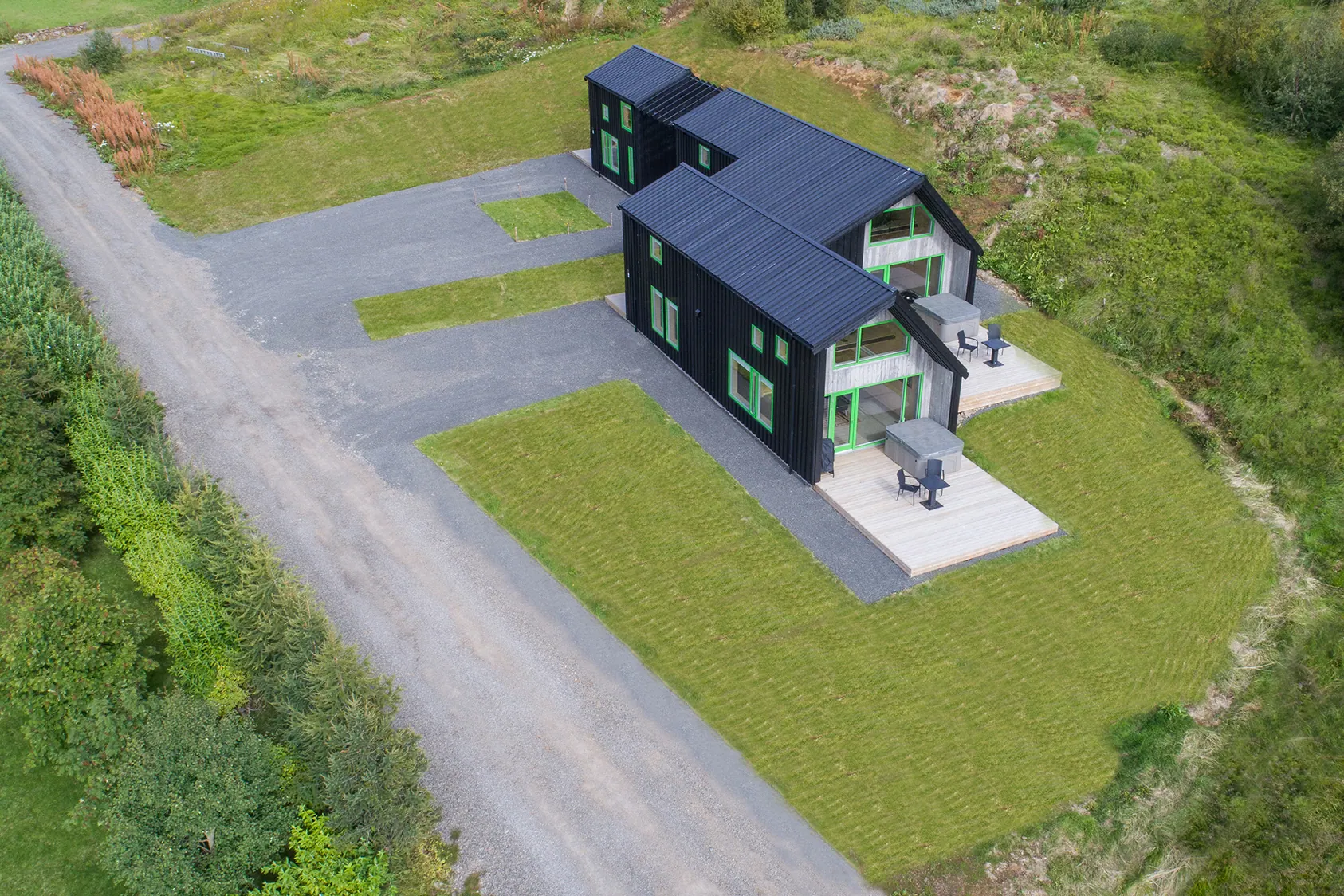 Apartment 15A: Aerial view of the apartment building and its lawn